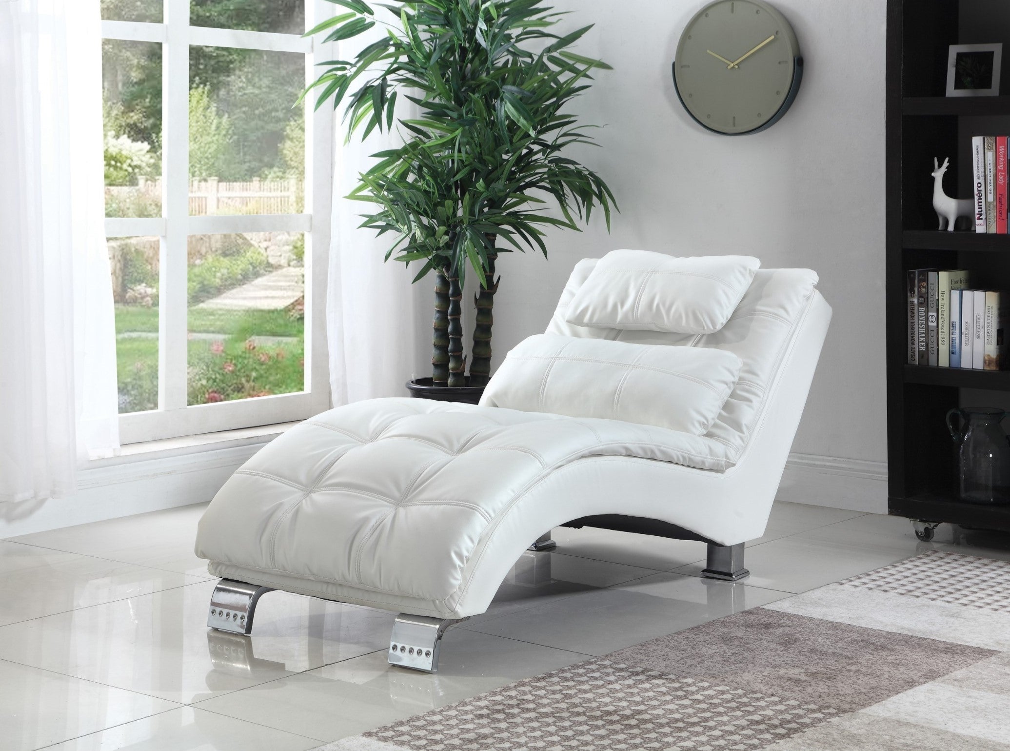 Harmonic Freq. Chaise Lounge