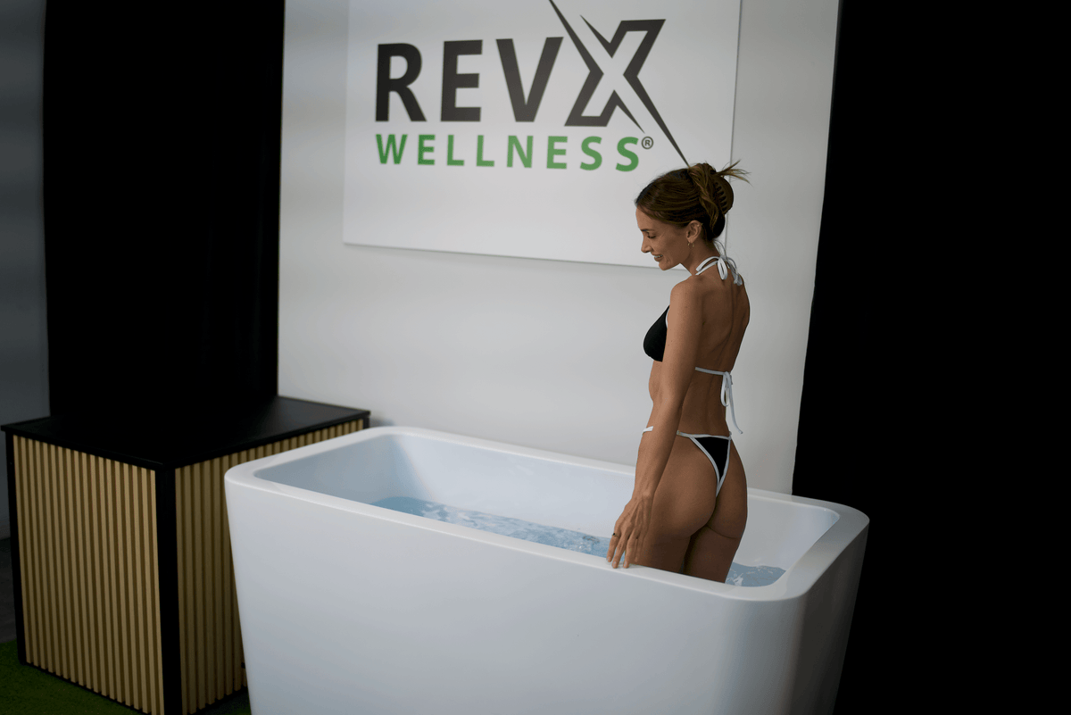 RevX X Tub Cold Plunge With LUX Chiller and Filtration